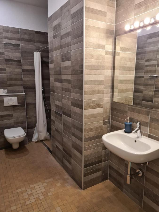 Jetpak Alternative Eco Hostel Szaloniki Kültér fotó